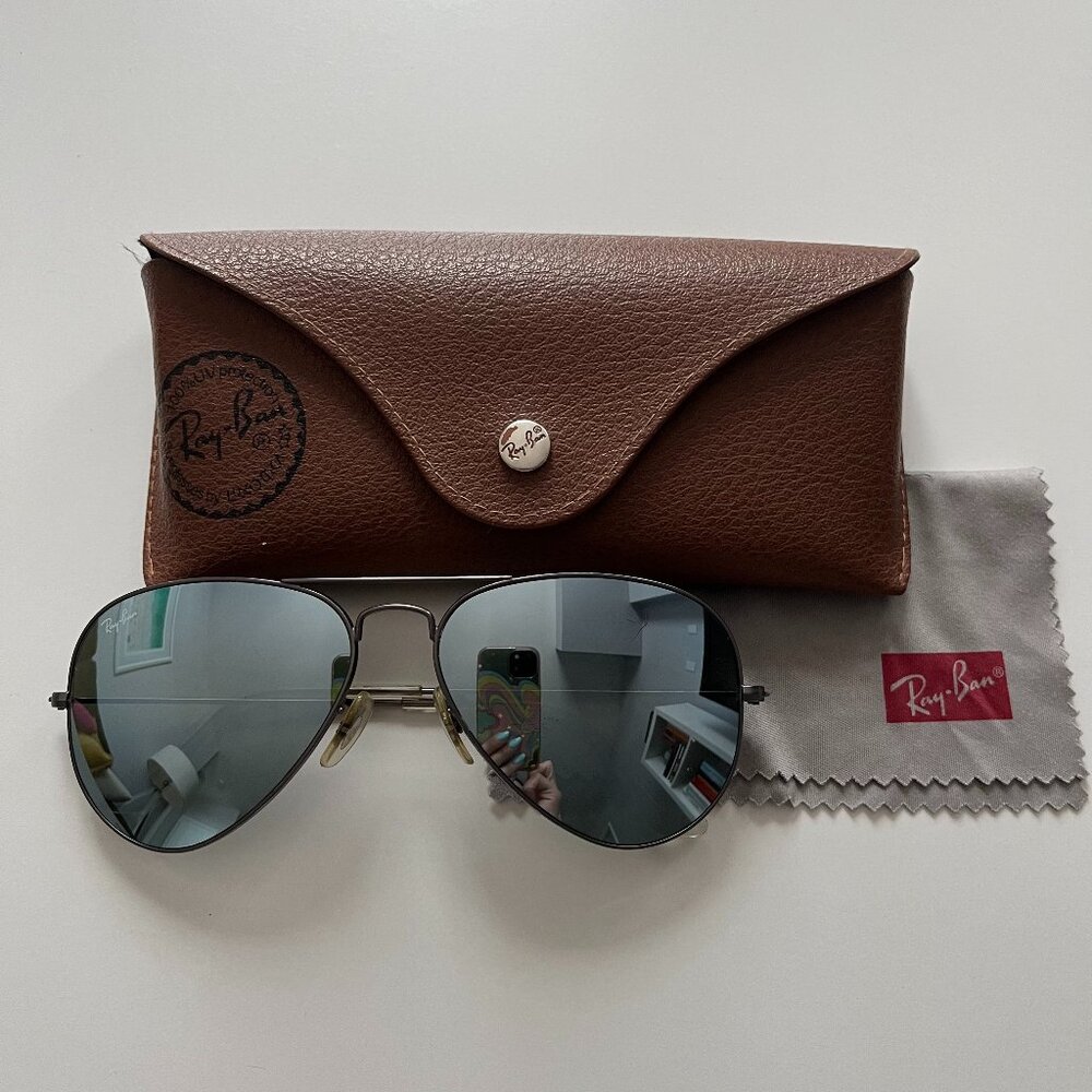 Ray-Ban Mirrored Aviator Sunglasses